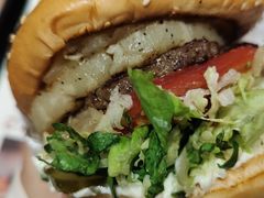 -The Habit Burger Grill 哈比特汉堡(爱琴海店)