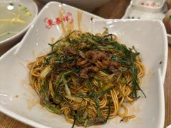 开洋葱油拌面送蛋皮汤-东泰祥生煎馆(重庆北路店)