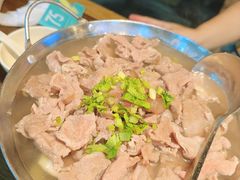 -肖四女乐山跷脚牛肉(南汇大学城生活广场店)