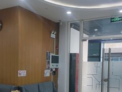 -雅悦齿科(顾村公园店)
