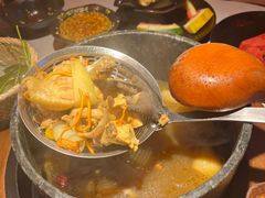 -芸山季·云南山珍菌火锅(人民广场来福士店)