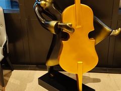 -檀億(北外滩中美店)