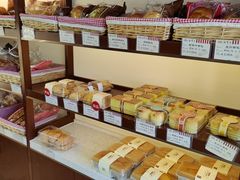 -红宝石·鲜奶小方·海派西点房(金杨店)