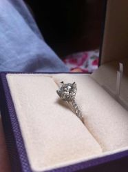 image (2)-威德钻石-克拉钻大本营(南京东路店)