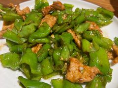 -东来菜馆•手抓海鲜家常菜•海鲜锅贴(鸽子窝店)