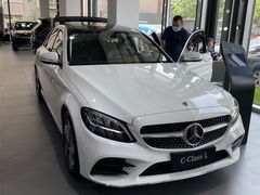 -上海星瀚奔驰4S店(红柳路店)