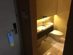 -广州花都皇冠假日酒店