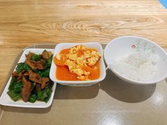 -老乡鸡(融科天地店)