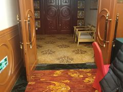 -燕山大酒店