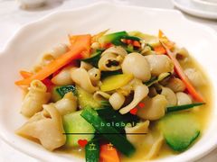 -琼大师东方烤乳猪(亚特兰蒂斯店)