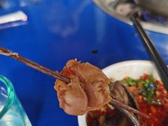 -牛华周记麻辣烫起源店