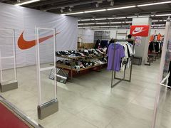 -法雅体育工厂店(皂君庙路店)
