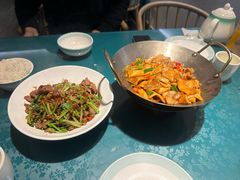 -呷湘厨·鱼汤捞饭·剁椒鱼头·辣椒炒肉(国家会展中心店)