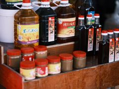 -上海龙吴水胜海发市场