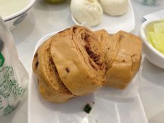 -李与白包子铺(桐梓林店)