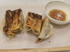 两头乌脆皮锅贴-春家·非遗手工小吃(徐汇万科广场店)
