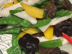 五彩时蔬-云海肴·汽锅鸡·云南菜(天山百盛优客店)