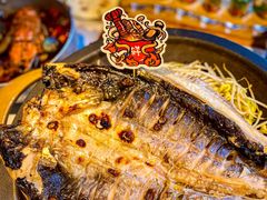 -鸣记脆皮烤鱼·海鲜烤鱼(三八广场店)
