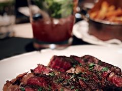 招牌牛排配特色薯条-壳里西餐厅Coquille Seafood Bistro(蒙自路店)