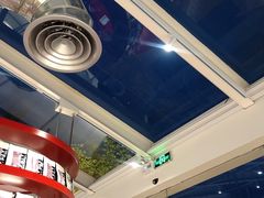 -UNI UNI(环亚凯瑟琳店)