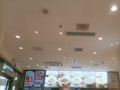 -小杨生煎(金山百联购物中心3楼店)