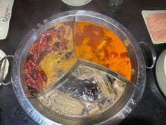 -大龙辣火锅·龙虾·烧烤(湖滨新天地店)