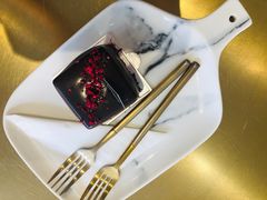 覆盆子黑森林-UNI UNI(环亚凯瑟琳店)