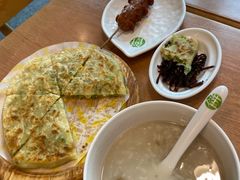 -甲乙饼·北京手工肉饼(西直门凯德茂店)