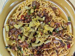 -肇兴特色牛肉粉