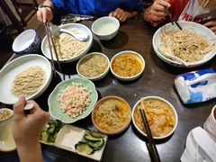 红汤面底-裕兴记•蟹黄面馆(人民广场店)