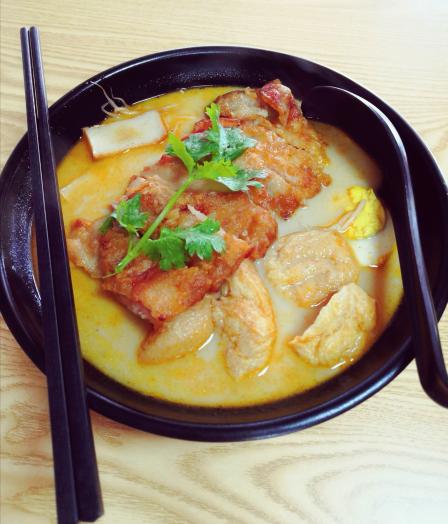 推荐:鸡扒叻沙汤面分量很足  我都吃不完…浪费了在一职校这边  93