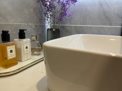 -VME薇蜜美肤抗衰中心