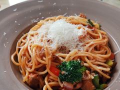 -Rabbit Cafe私房西餐甜点咖啡(栖霞路店)