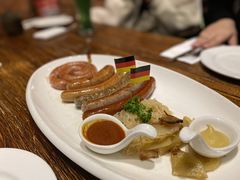 -1886德国汽车餐厅(外滩十六铺码头店)