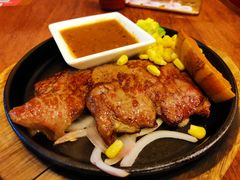 -玛格萝妮比萨屋(四平店)
