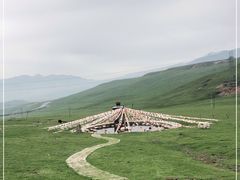 -日月山景区