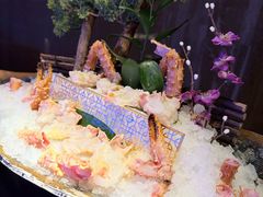 -蟹犇前•帝王蟹雪蟹(陆家嘴店)