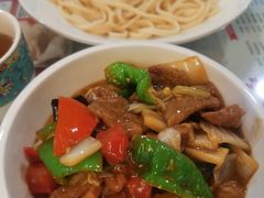 -汗腾格里·风味餐厅(新疆驻京办店)