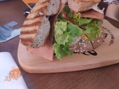 -Catch Bagel(芳草地店)