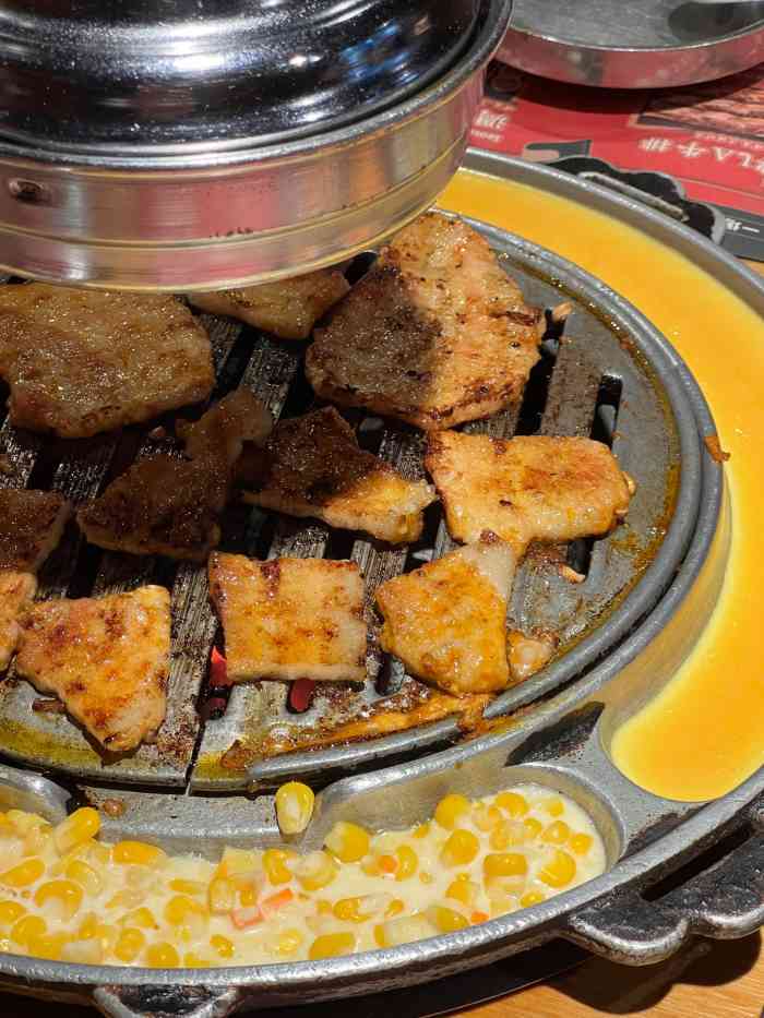 青瓦炭韩潮烤肉(花园道店)-"在一起就是说她的名字叫做幸福快乐!