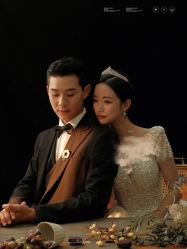 -雪中彩影婚纱摄影·微光艺术中心