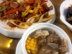 -隔壁老王·家常云南菜(花巷店)