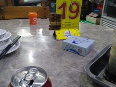 -亚龙湾8号(丁村万人海鲜广场店)