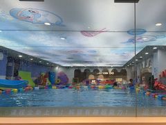 -龙格亲子游泳·水育早教运动中心(龙湾天街店)