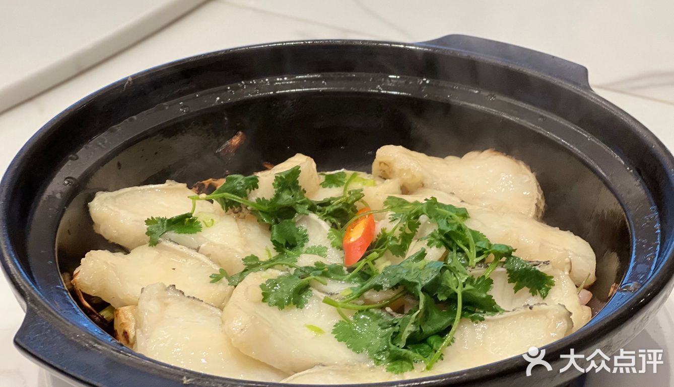 煎焗盐池羊排，闻起来超级超级香，一上桌就疯狂咽口水