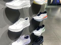 -迪桑特DESCENTE(青岛山东路万象城店)