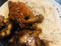 辛辣猪蹄面-贤花饭店(凯德店)