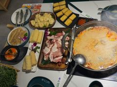 -椰子湾·海南火锅·糟粕醋·椰子鸡(正大广场店)