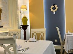 靠窗位-成桂西餐厅·42年的味道(五大道疙瘩楼店)