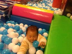 -酷洛小镇(步步高新天地购物广场店)